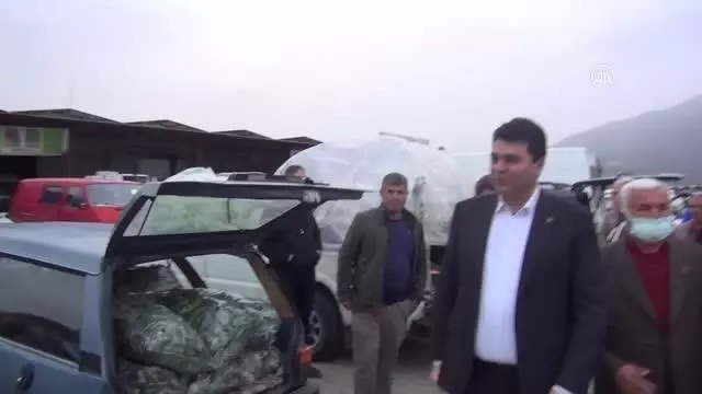 DP Genel Başkanı Uysal, toptancı halinde üreticilerle buluştu