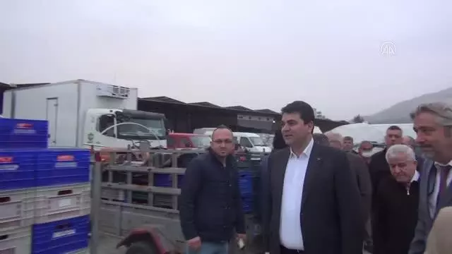 DP Genel Başkanı Uysal, toptancı halinde üreticilerle buluştu