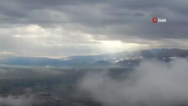 Erzincan'da yoğun sis ve pus etkili oldu