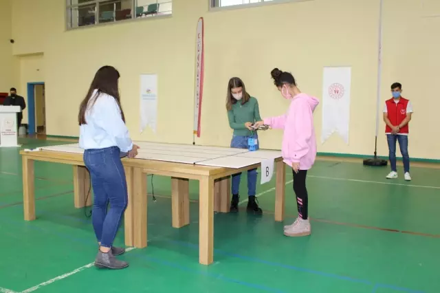 İzmir'de Deneyap İleri Robotik Şenliği'nde 47 takım mücadele etti