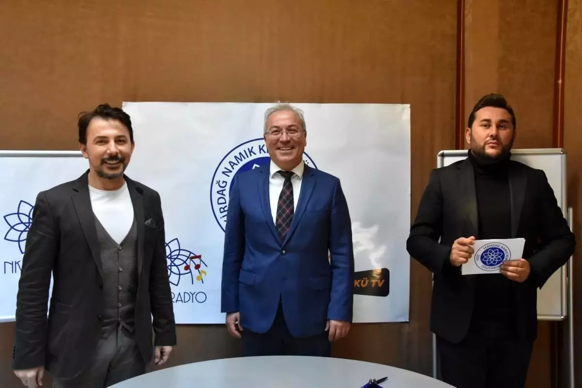 NKÜTV'nin Canlı Yayın Konuğu NKÜ Tıp Fakültesi Dekanı Prof. Dr. Erdoğan GÜLTEKİN, 'Rinoplasti' Hakkında Bilgiler Verdi 23-11-2021