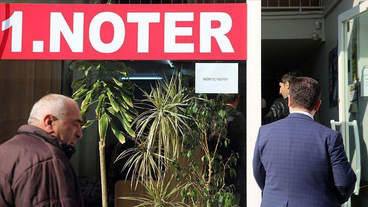 Noter kaçta açılıyor? Noter öğle arası kaçta?