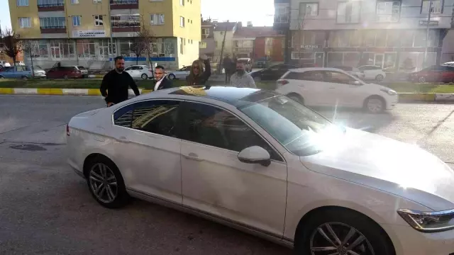 Aris İstanbul, Uşak şubesinin 1. yaşını Hande Yener ile kutladı