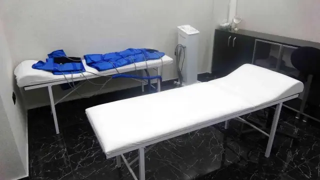 Aris İstanbul, Uşak şubesinin 1. yaşını Hande Yener ile kutladı