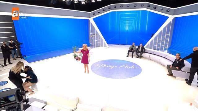 Müge Anlı'da ortalık karıştı! Genç kadın, günler sonra yüzleştiği sevgilisine ayakkabı fırlattı