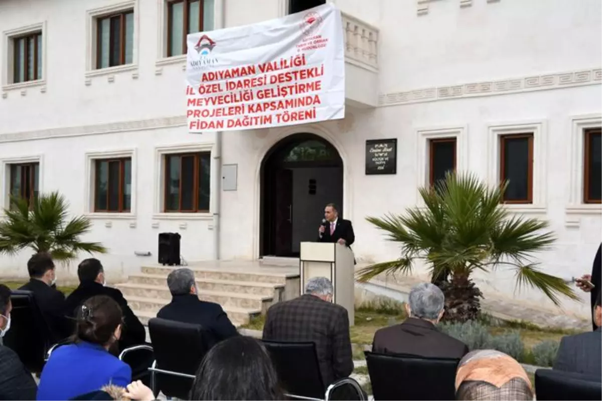 Samsat'ın Tarımsal Üretim Deseni Nar Üretimi ile Zenginleşiyor