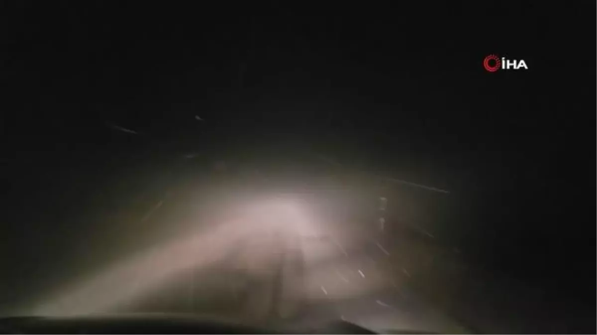 Spil Dağı'na mevsimin ilk karı düştü