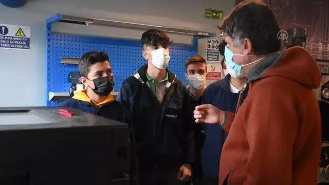 153 yıllık meslek lisesi yeni buluşlara kapı aralıyor