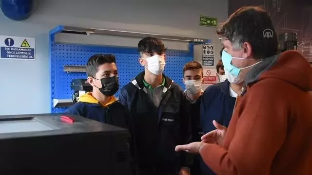 153 yıllık meslek lisesi yeni buluşlara kapı aralıyor