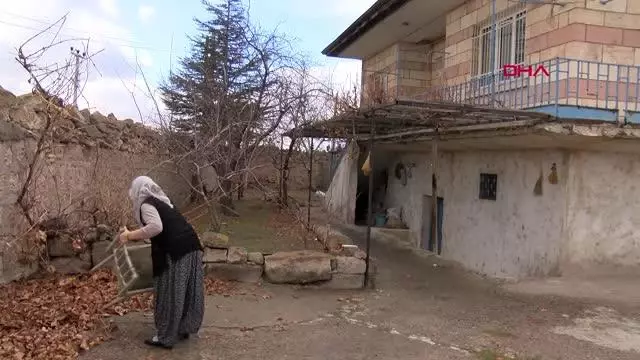 BABASI VE KARDEŞİNİN ARDINDAN KENDİSİ SOBADAN SIZAN GAZDAN ÖLDÜ