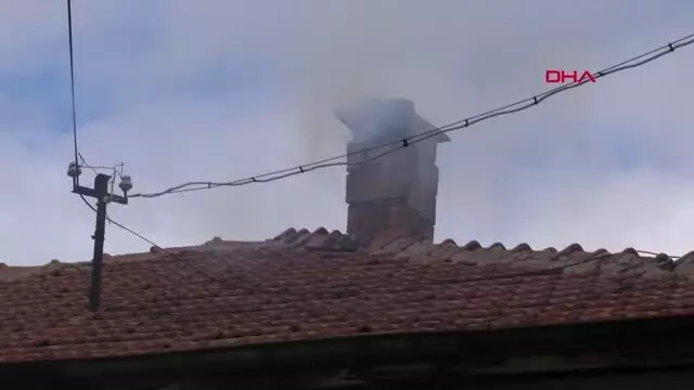 BABASI VE KARDEŞİNİN ARDINDAN KENDİSİ SOBADAN SIZAN GAZDAN ÖLDÜ