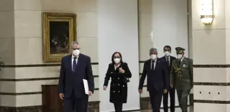 Recep Tayyip Erdoğan: Cezayir Büyükelçisi Mımounı, Cumhurbaşkanı Erdoğan'a güven mektubu sundu Recep Tayyip Erdoğan: Cezayir Büyükelçisi Mımounı, Cumhurbaşkanı Erdoğan'a güven mektubu sundu