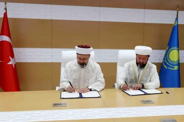 Son dakika! Diyanet İşleri Başkanı Erbaş: DEAŞ, FETÖ ve benzeri terör örgütlerine, radikal akımlara karşı dikkatli olmak zorundayız