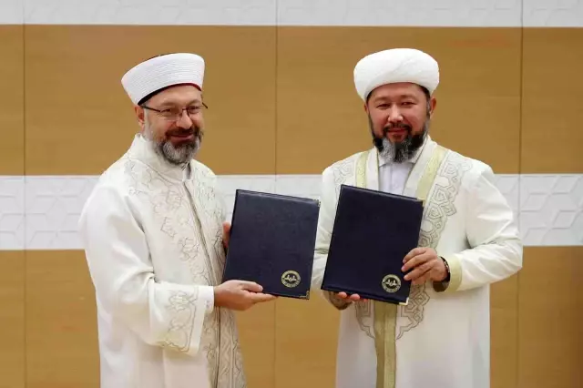 Son dakika! Diyanet İşleri Başkanı Erbaş: DEAŞ, FETÖ ve benzeri terör örgütlerine, radikal akımlara karşı dikkatli olmak zorundayız