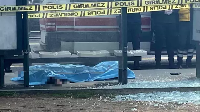 Otobüs durağında sevgilisiyle tartışan adam, Vuramazsın lafının ardından intihar etti