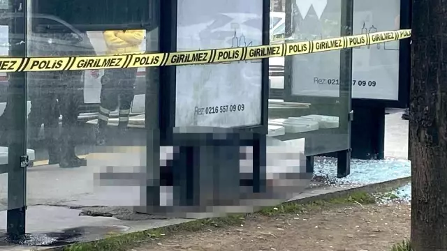 Otobüs durağında sevgilisiyle tartışan adam, Vuramazsın lafının ardından intihar etti