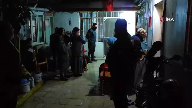 Kapıyı kırdı ama oğlunu kurtarmadı