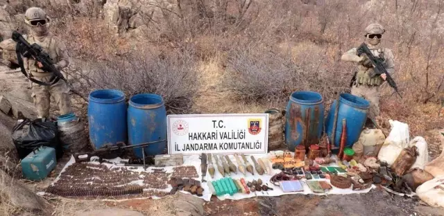 Teröristlere ait silah ve mühimmat ele geçirildi