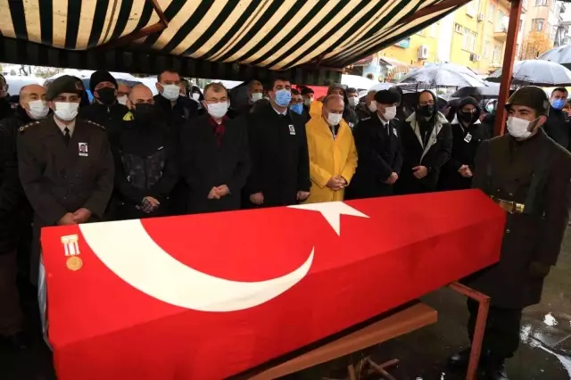 Kıbrıs gazisi son yolculuğuna uğurlandı
