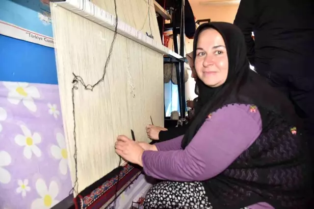 Örselli'de dokumatezgahları kuruldu, üretim başladı
