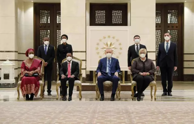 Tanzanya'nın Ankara Büyükelçisi Mohamed, Cumhurbaşkanı Erdoğan'a güven mektubu sundu