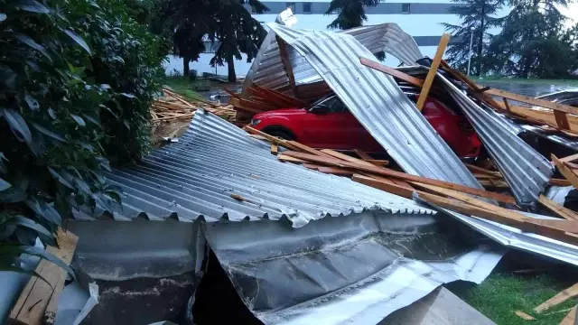 Trabzon'da fırtınanın bilançosu gün ağarınca ortaya çıktı