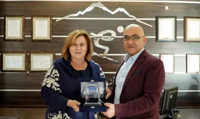 Türkiye Turizm Yatırımcıları Derneği Başkanı Oya Narin'den Erciyes'e ziyaret