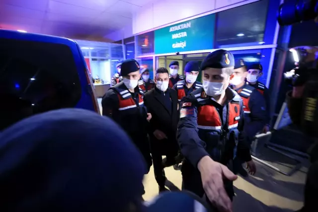 CHP'li Kıyıköy Belediye Başkanı Sevinç rüşvetten tutuklandı, İçişleri Bakanlığı görevden uzaklaştırdı