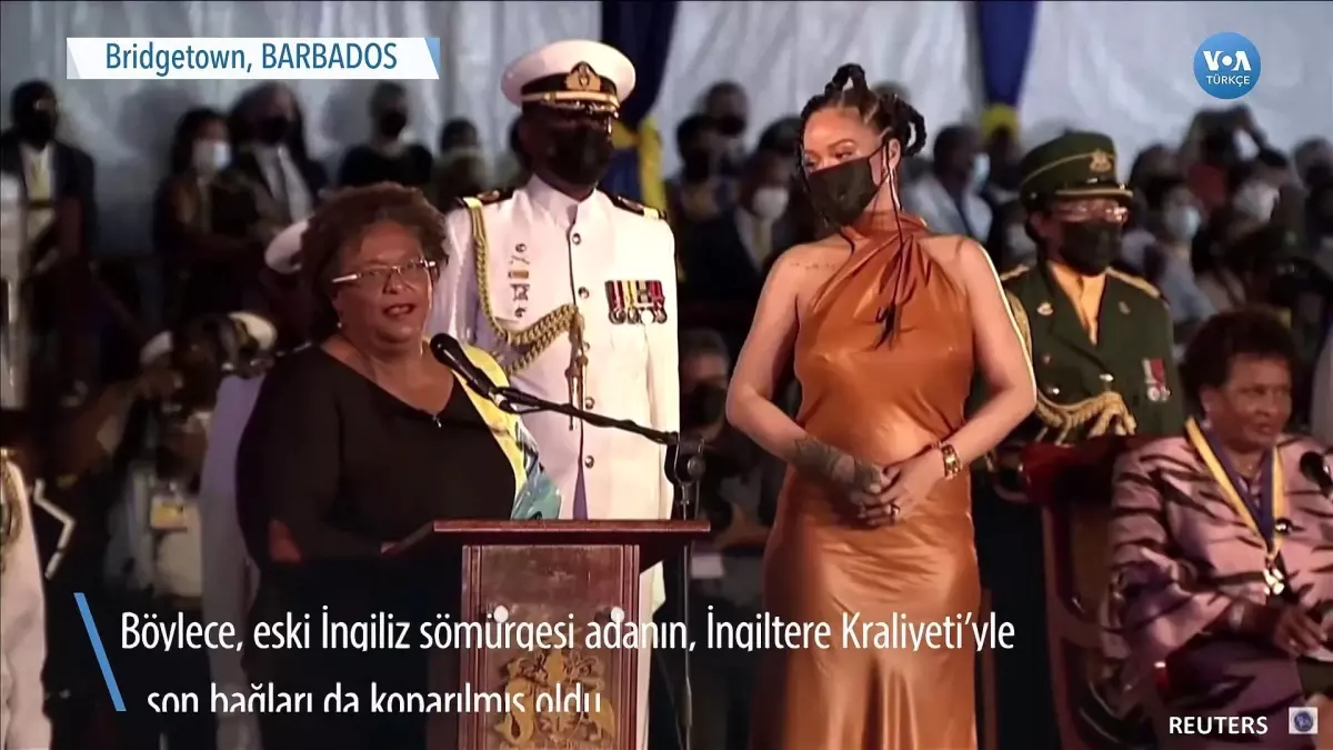 Yeni Barbados Cumhuriyeti'nin Ulusal Kahramanı Rihanna