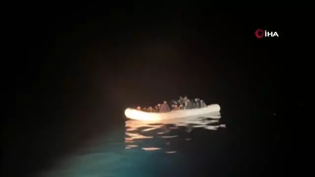Son dakika haber! Yunanların ölüme terk ettiği göçmenleri Sahil Güvenlik kurtarıyor