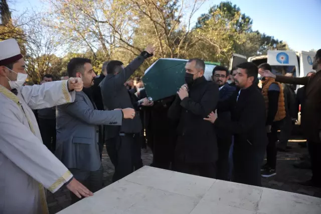 Eski eşi tarafından öldürülen Hayriye Alkutay son yolculuğuna uğurlandı