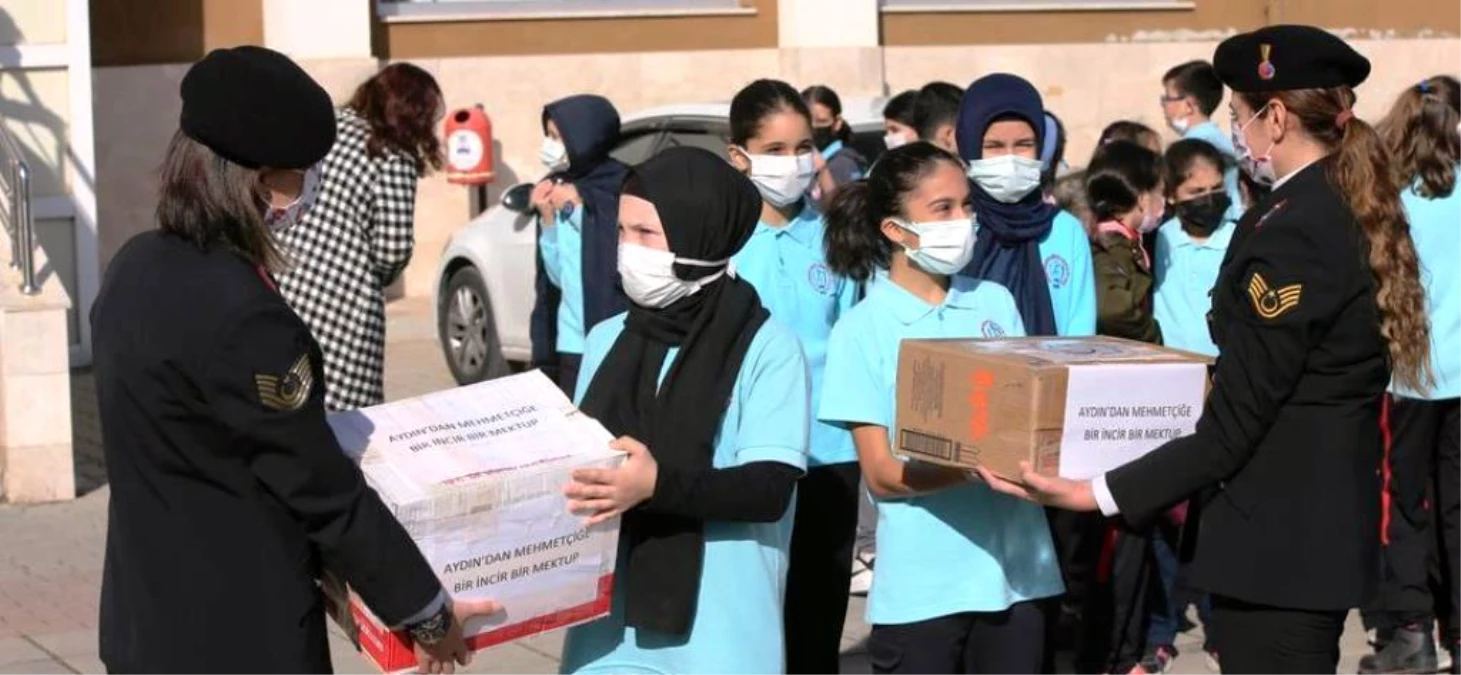 Aydın'da ortaokul öğrencileri Afrin'de görevli Mehmetçiğe kuru incir gönderdi