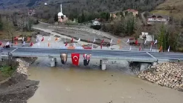 Son dakika haber! Bakan Karaismailoğlu, Bartın'da yeniden inşa edilen Kumluca-2 Köprüsü'nün açılışında konuştu