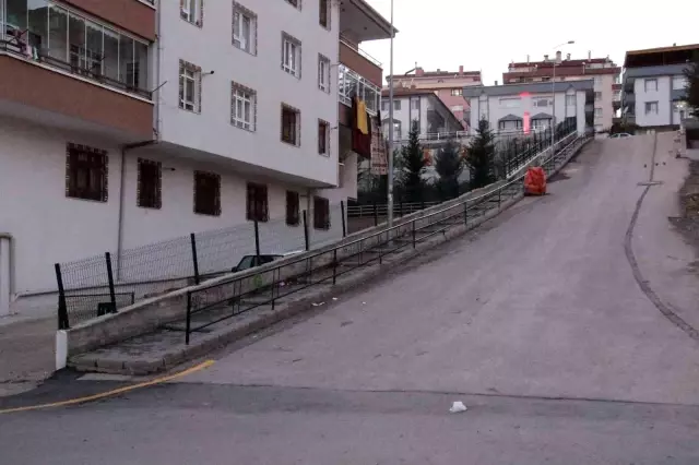 13 yaşındaki çocuğu taciz ettiği söylenen şahsa mahalle sakinlerinden meydan dayağı