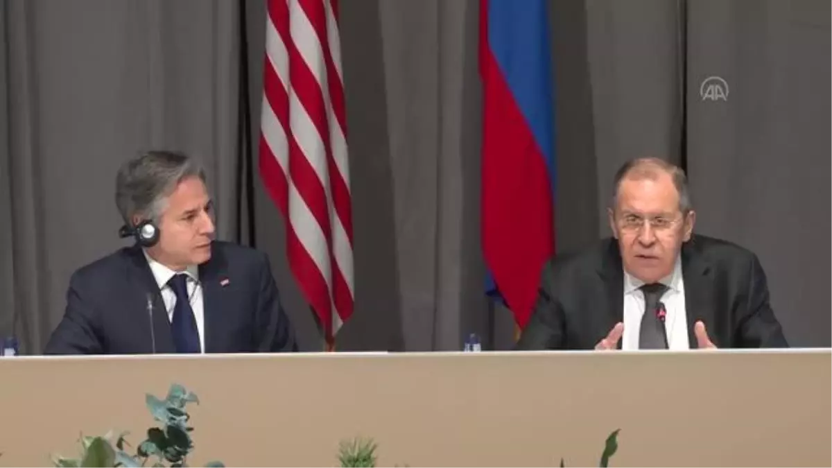 Blinken ve Lavrov Ukrayna'daki krizi görüşmek üzere İsveç'te bir araya geldi