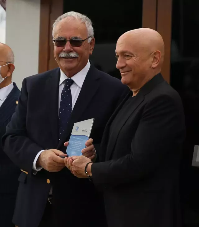 'ÇANAKKALE KARİNA DENİZ KÜLTÜRÜ MERKEZİ' AÇILDI