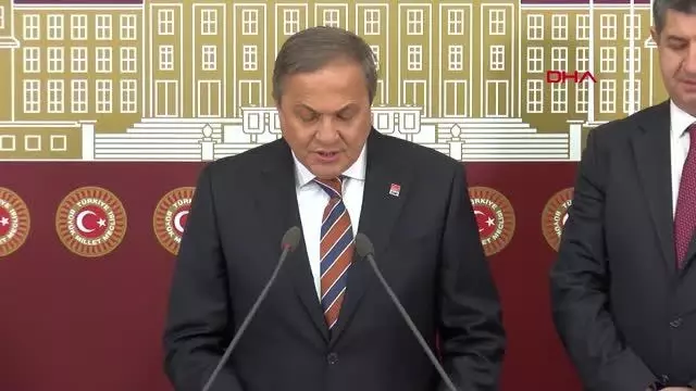 CHP'den, muhtarların özlük haklarıyla ilgili kanun teklifi