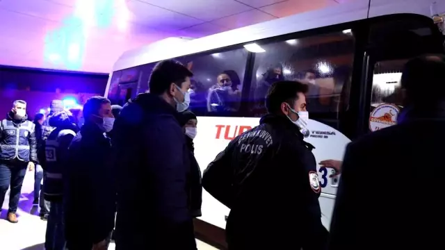 Eğlence mekanında çıkan kavgada 25 şüpheliden 19'u tutuklandı
