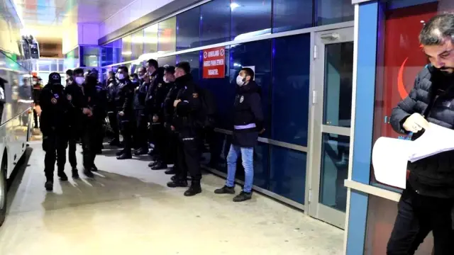 Eğlence mekanında çıkan kavgada 25 şüpheliden 19'u tutuklandı