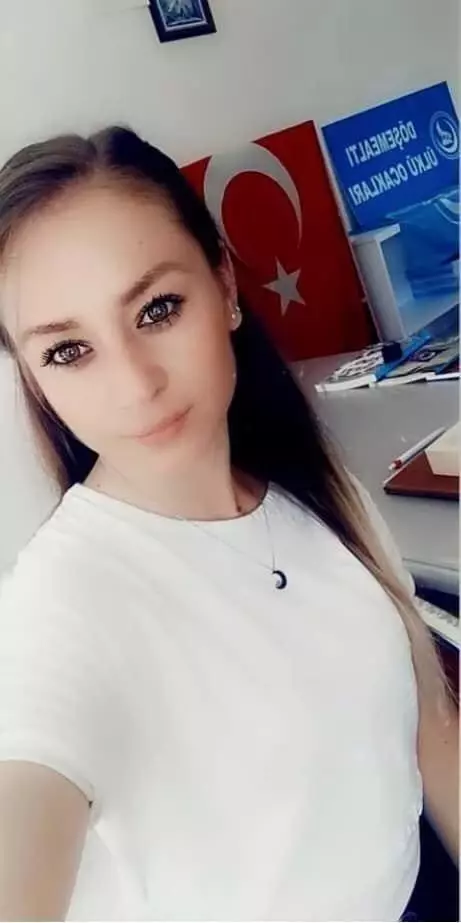 Eski eşi tarafından katledilen kadına son görev