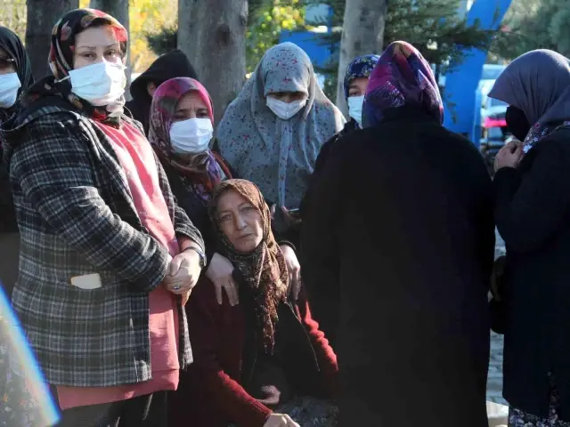 Eski eşi tarafından katledilen kadına son görev