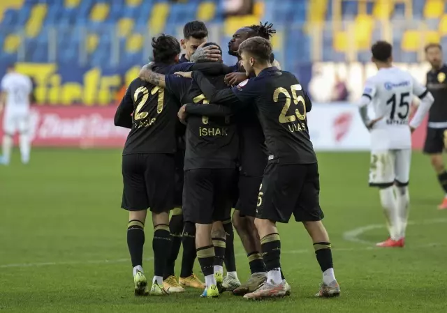 Ziraat Türkiye Kupası: MKE Ankaragücü: 3 Nazilli Belediyespor: 0