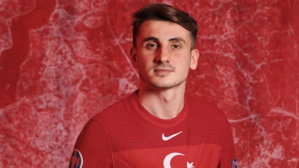 Kerem Aktürkoğlu kimdir? Galatasaray'ın anlaşma imzaladığı Kerem Aktürkoğlu kaç yaşında, hangi takımlarda oynadı?