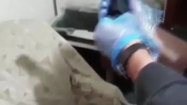 Kurusıkıları fişek atabilen tabancaya dönüştürerek satan bir kişi tutuklandı