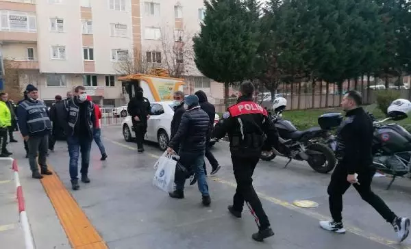 Son dakika haberleri... LÜLEBURGAZ'DA 7 KİŞİNİN YARALANDIĞI SİLAHLI KAVGANIN DURUŞMASI 40 SAAT SÜRDÜ; 19 TUTUKLAMA