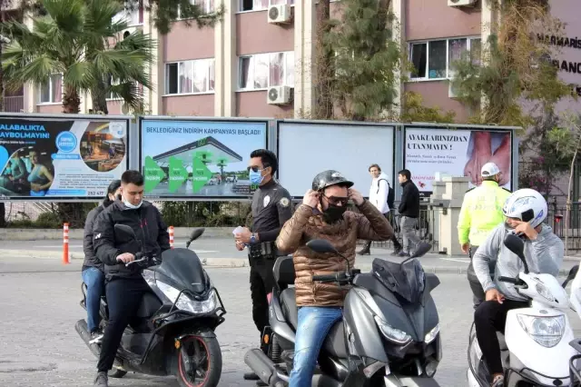 Marmaris'te kask takmayan motosiklet sürücülerine ceza kesildi
