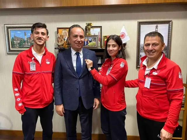 Milletvekili Ceylan, Olimpiyat şampiyonlarını TBMM'de ağırladı