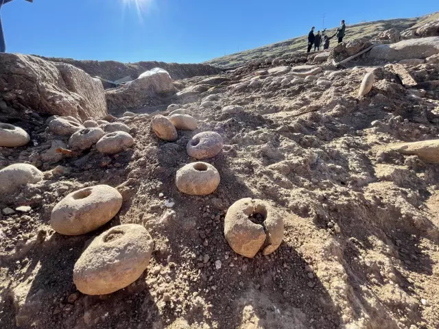 Perre Antik Kenti'ndeki kazılarda 1600 yıllık dokuma atölyesi bulundu