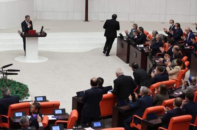 Son Dakika: Hazine ve Maliye Bakanlığı görevine getirilen Nureddin Nebati, TBMM'de yemin etti