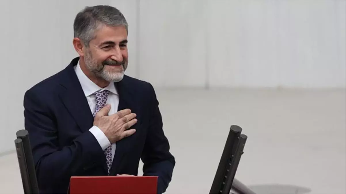 Son Dakika: Hazine ve Maliye Bakanlığı görevine getirilen Nureddin Nebati, TBMM'de yemin etti